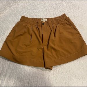 High-waisted Madewell shorts